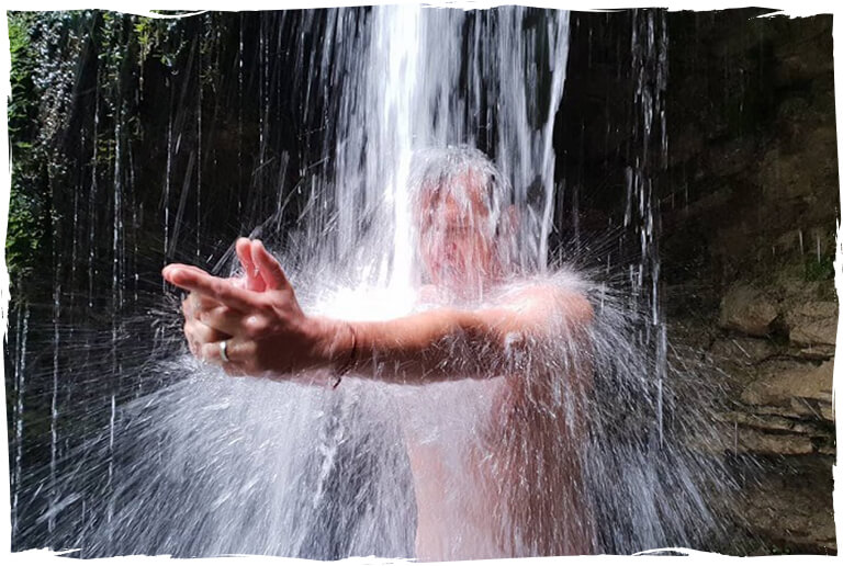 Wasserfallmeditation